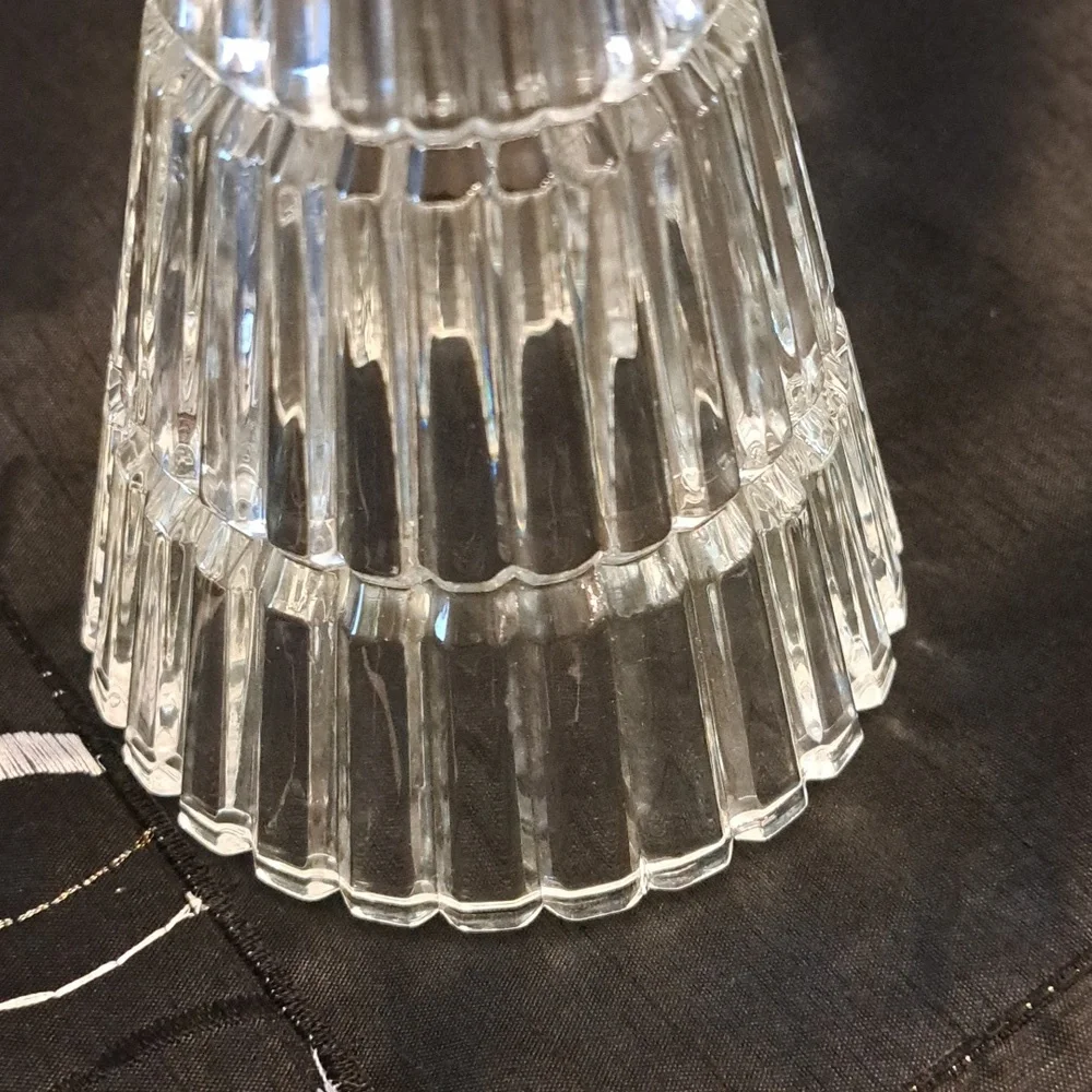 Vintage 1990 Avon Crystal Holiday Tabletop Christmas Tree